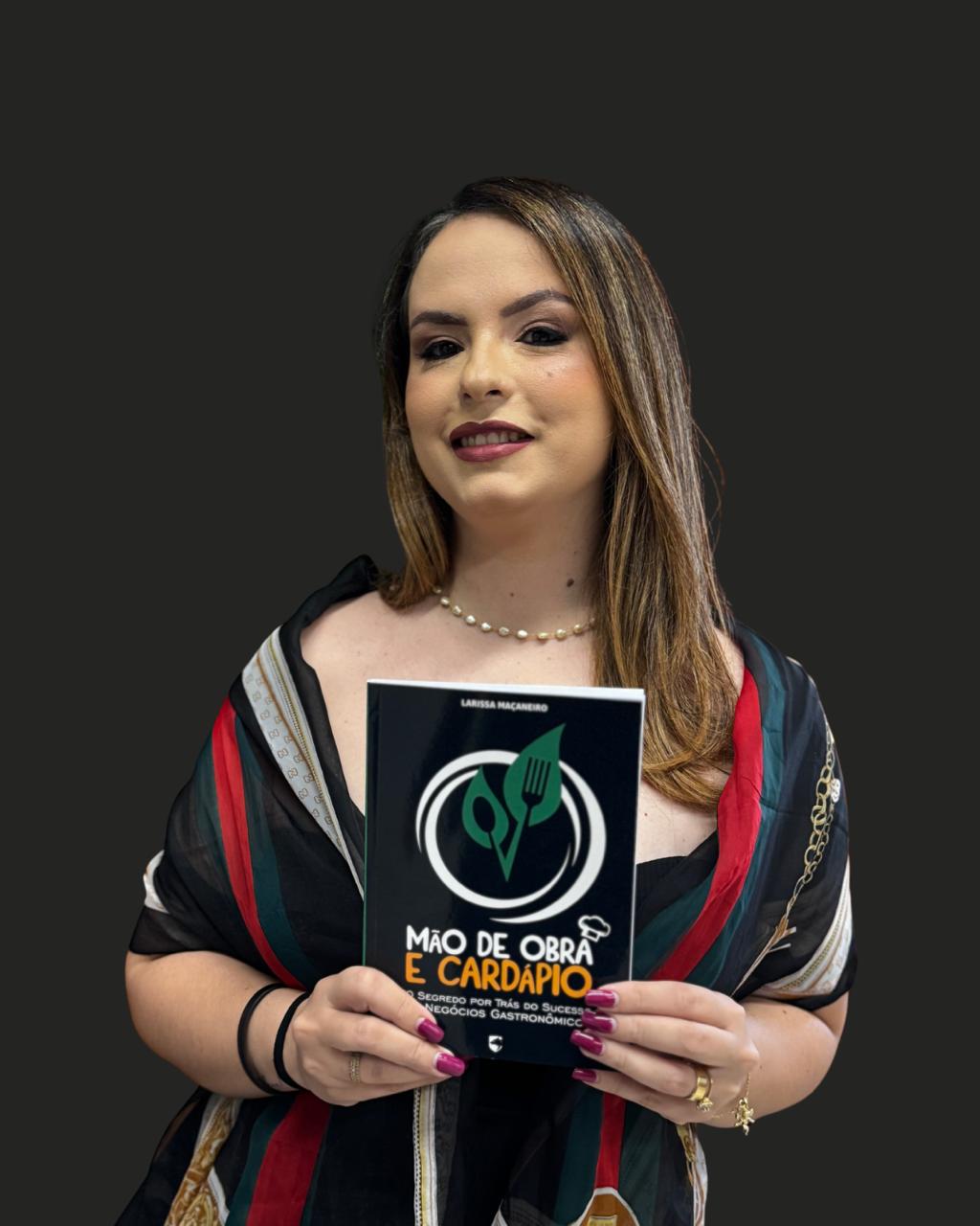 Larissa Maçaneiro